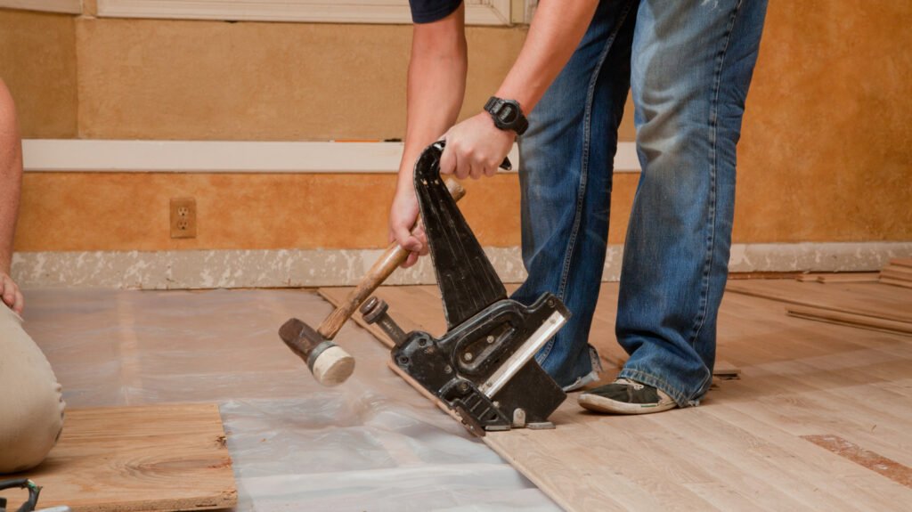 ✓ Solid Hardwood Flooring Installation